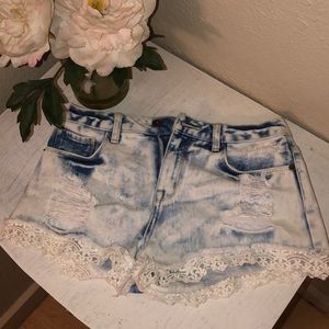 High Waisted Distressed Shorts Forever21